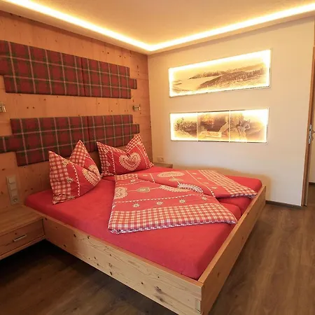 Tannenhof 3* レオガング