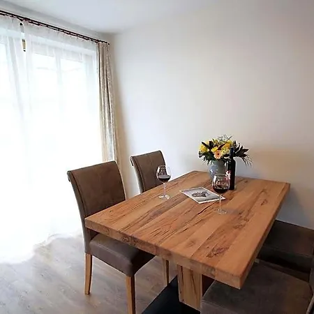 Tannenhof לינה וארוחת בוקר 3*