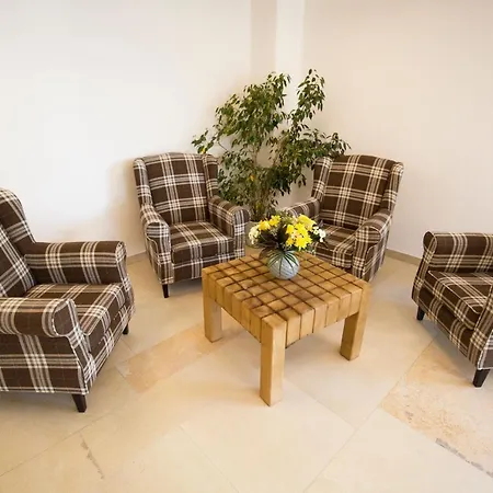 Tannenhof 3* レオガング