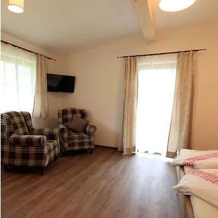 Tannenhof Bed and Breakfast 3*