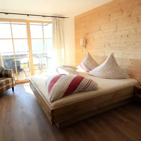 Tannenhof Bed and Breakfast Leogang