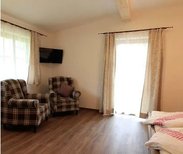 Tannenhof Bed and Breakfast 3*